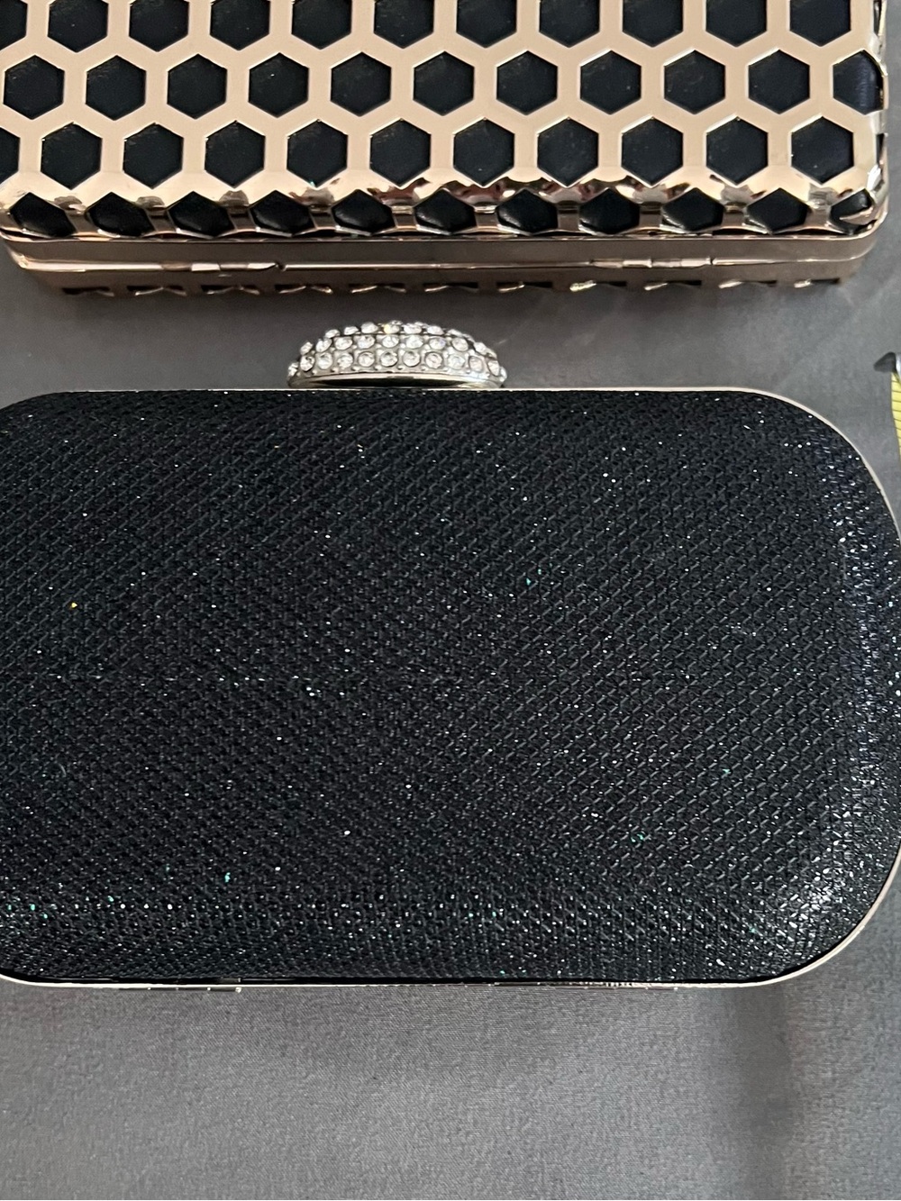 Lot Of 3 Clutches Handheld/Shoulder Bags/Purses Formal Black, Gold, & Silver - Picture 14 of 15